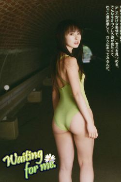 美女猜撲克